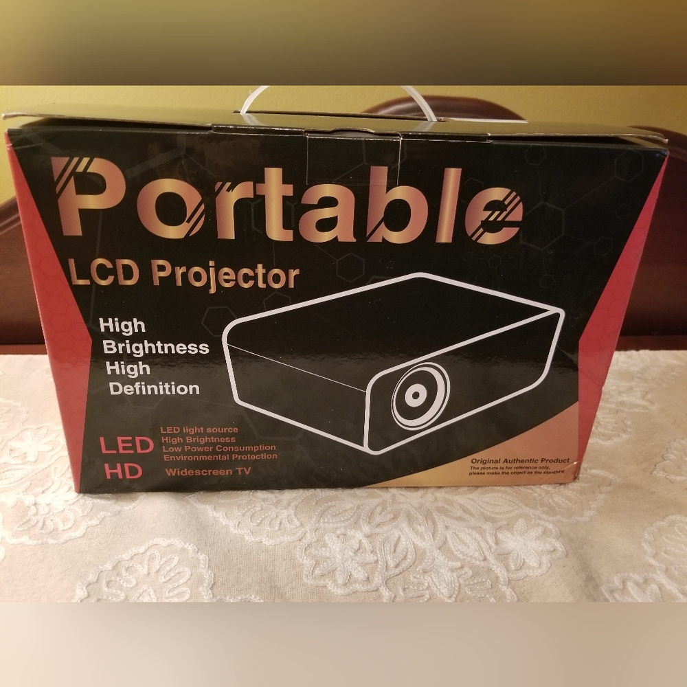NEW Portable LCD Movie Projector